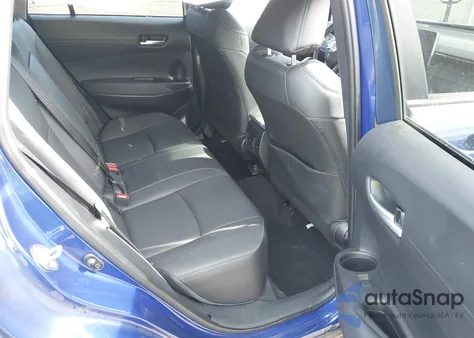 2023 Toyota Corolla Cross Xle z USA, uszkodzony, nr VIN 7MUDAABG1PV047825